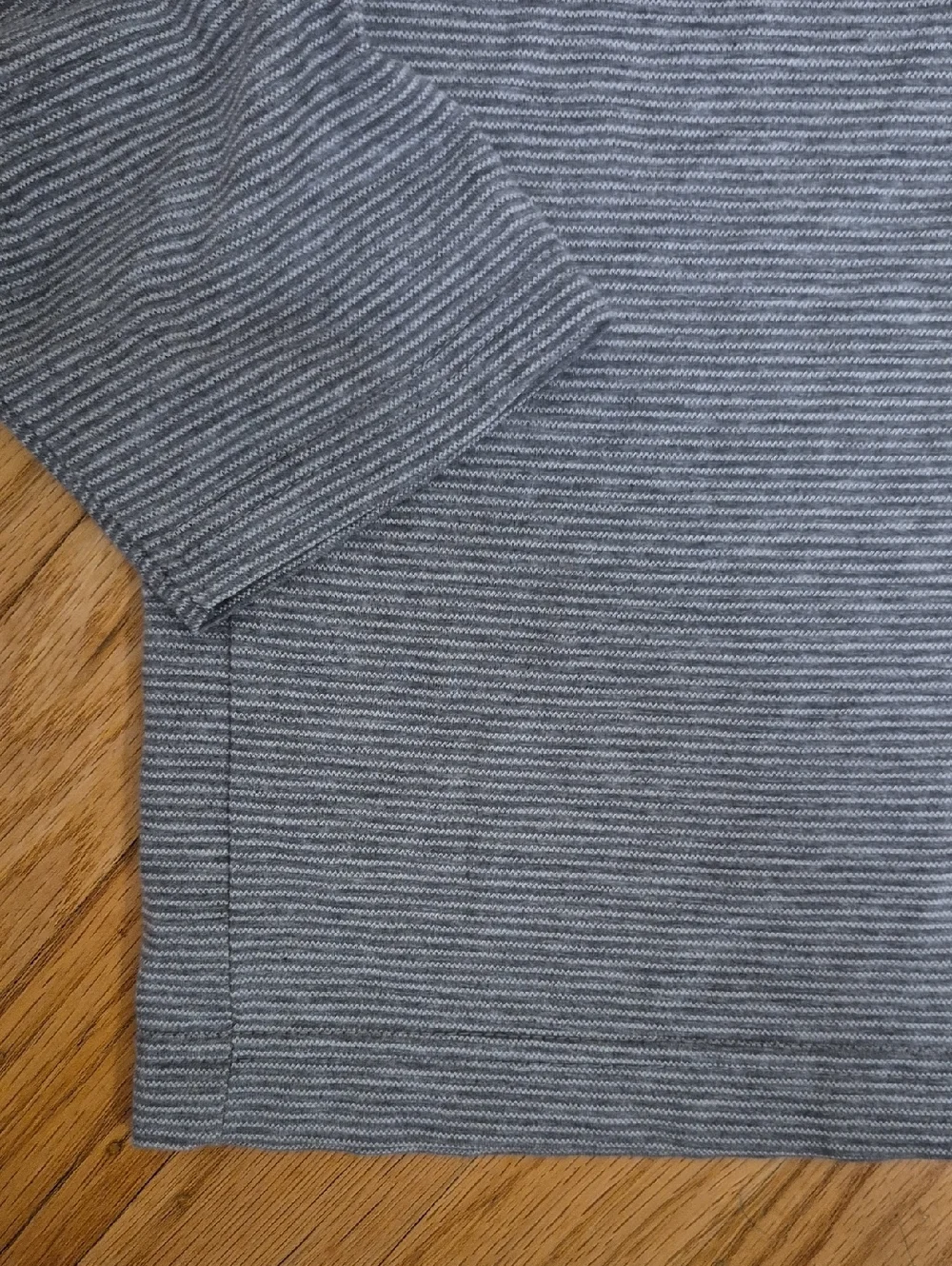 BANANA REPUBLIC Men's Long Sleeve Striped Comfy 100% Cotton Tee, Gray Sz L